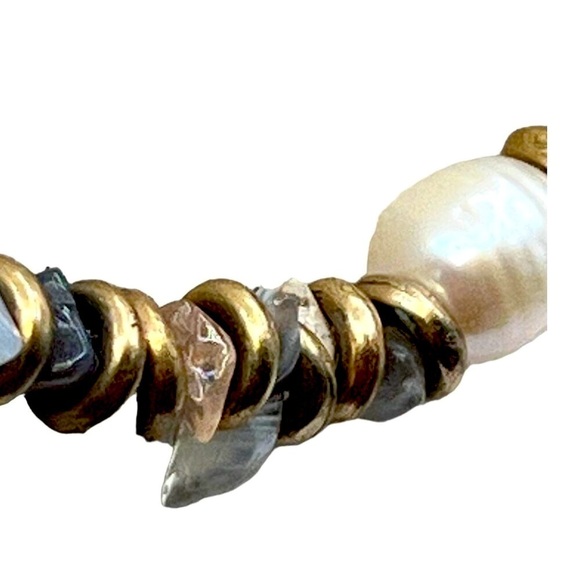 Bohemian Agate Chip & Faux Pearl Necklace With Brass Accents.  A88 - Picture 6 of 11